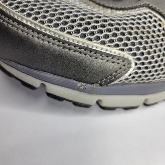 Women's Nike Shox Qualify +2 Grey/Berry Athletic Running GUC Size 9.5 - Picture 6 of 11